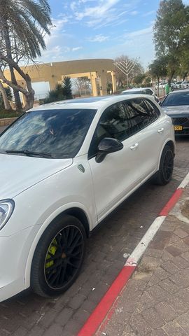 פורשה קאיין