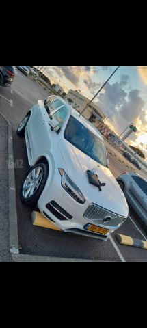 וולוו XC90