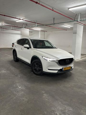 מודעת רכב מאזדה CX-5