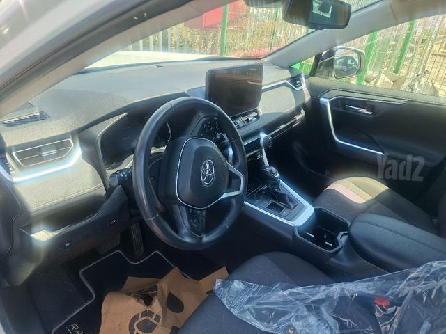 טויוטה RAV4
