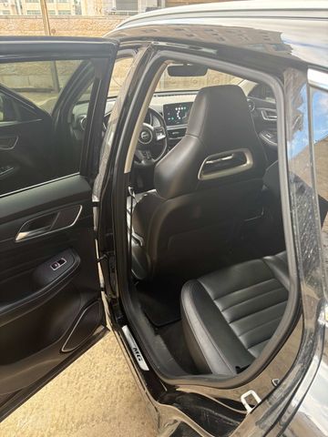 אם ג'י EHS PHEV