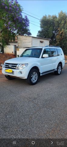 מיצובישי פג'רו