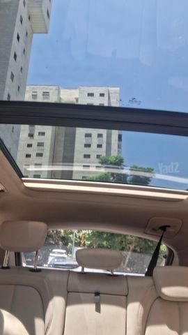 ב מ וו X1
