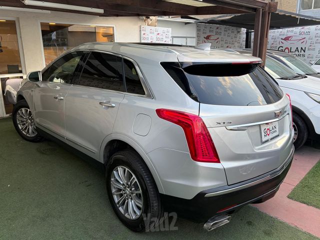 קאדילק XT5