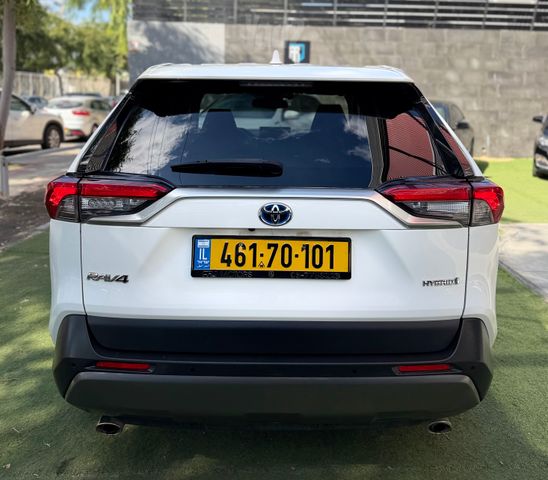 טויוטה RAV4