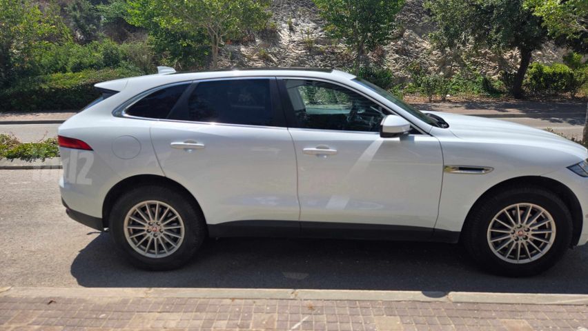 יגואר F-Pace