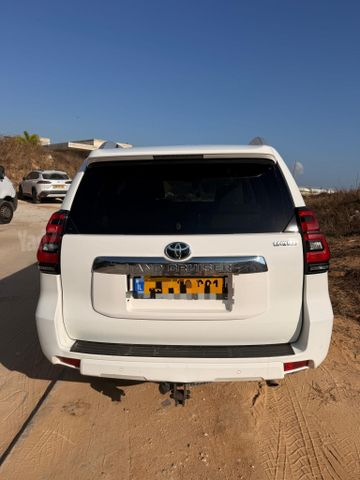 מודעת רכב טויוטה לנד קרוזר