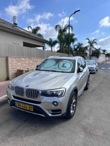 ב מ וו X3