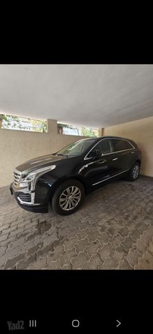 קאדילק XT5