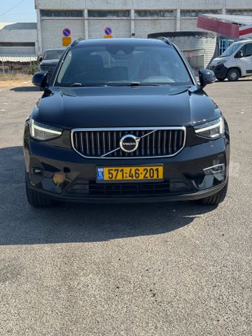 וולוו XC40