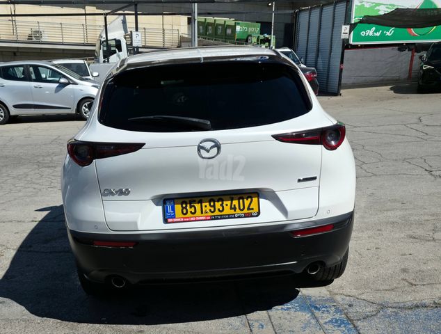 מאזדה CX-30