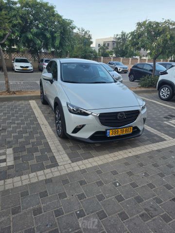מודעת רכב מאזדה CX-3