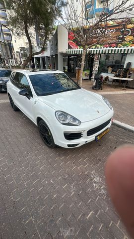 פורשה קאיין
