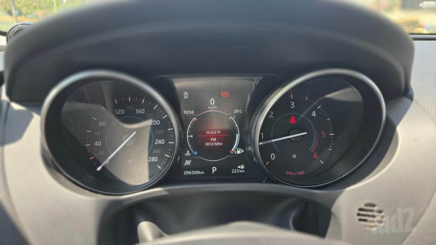 יגואר F-Pace
