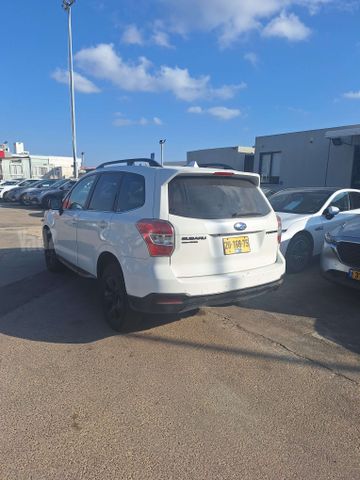 סובארו פורסטר