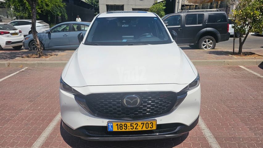 מודעת רכב מאזדה CX-5