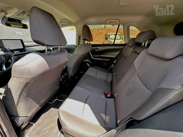 טויוטה RAV4