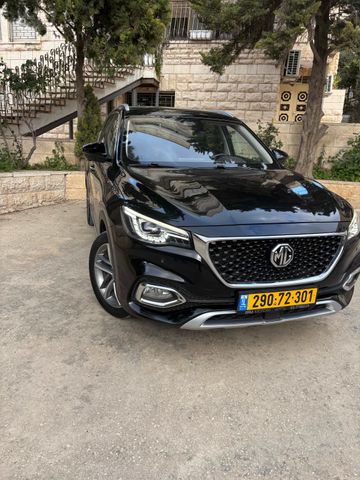 אם ג'י EHS PHEV