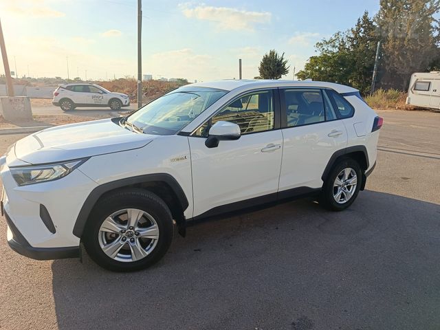 מודעת רכב טויוטה RAV4