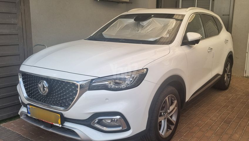 מודעת רכב אם ג'י EHS PHEV