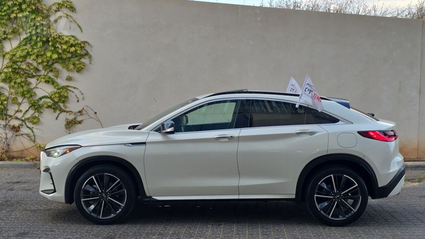 אינפיניטי QX55