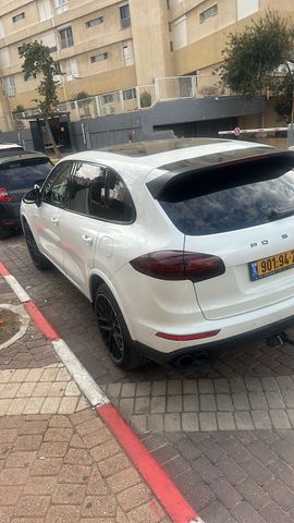 פורשה קאיין