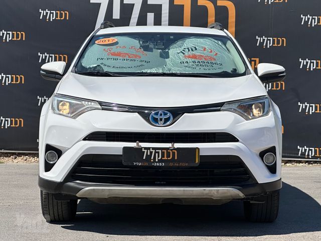 טויוטה RAV4