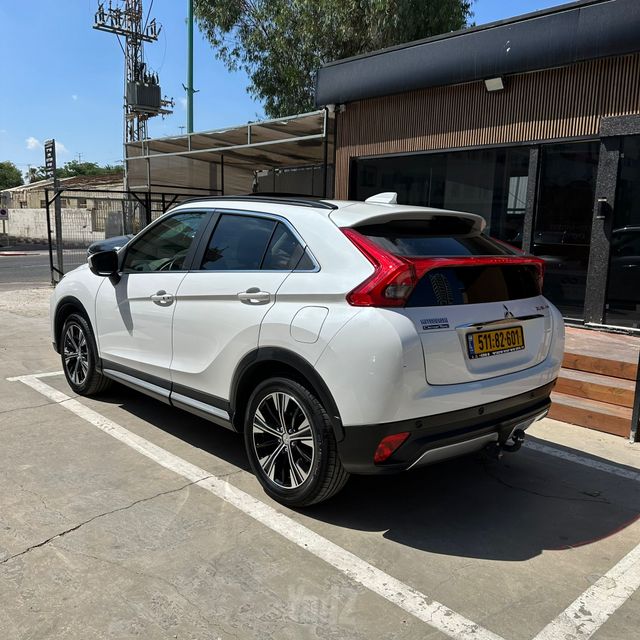 מודעת רכב מיצובישי אקליפס קרוס 2