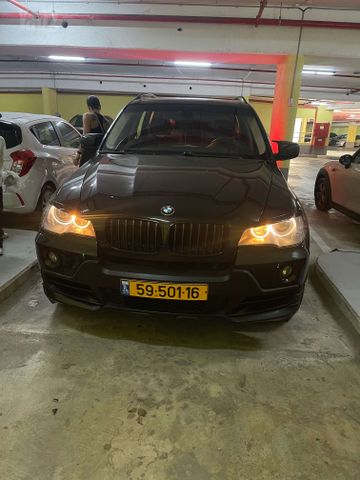 ב מ וו X5