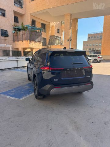 מודעת רכב טויוטה RAV4