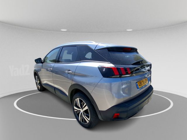 פיג'ו 3008