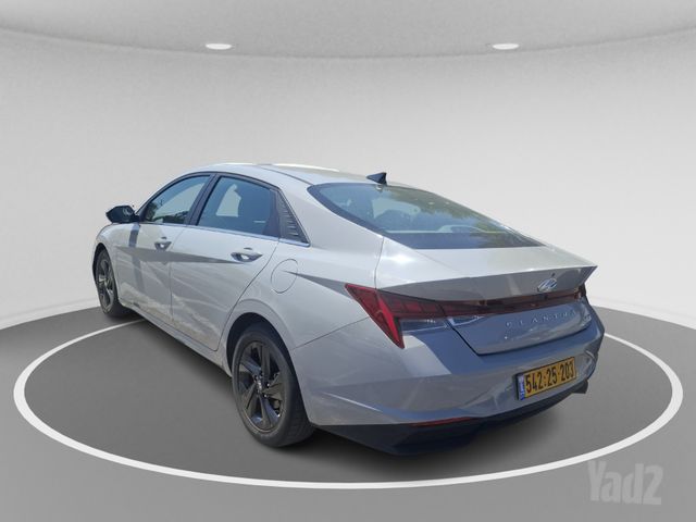 יונדאי אלנטרה