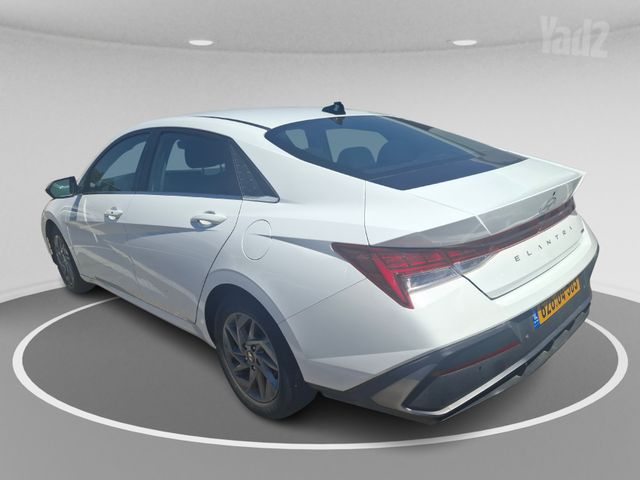 יונדאי אלנטרה