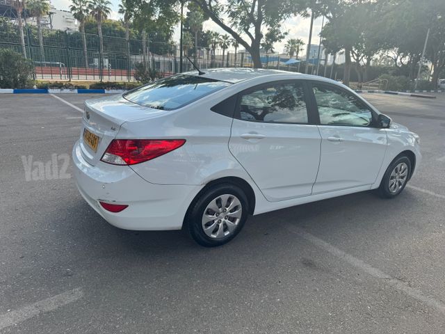 יונדאי אקסנט i25