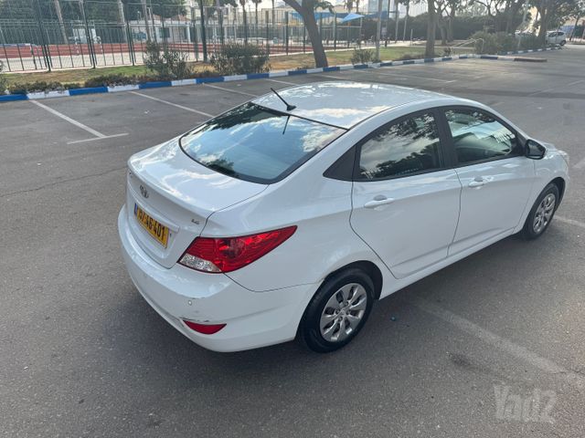 יונדאי אקסנט i25