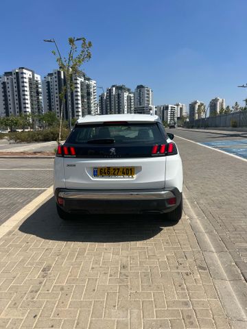 פיג'ו 3008