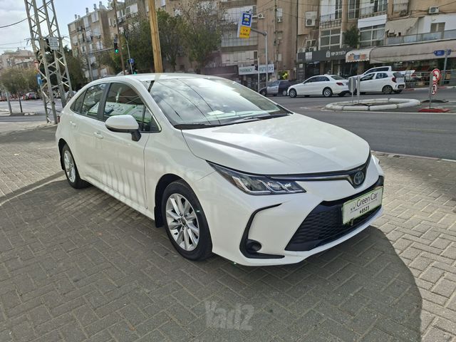 טויוטה קורולה