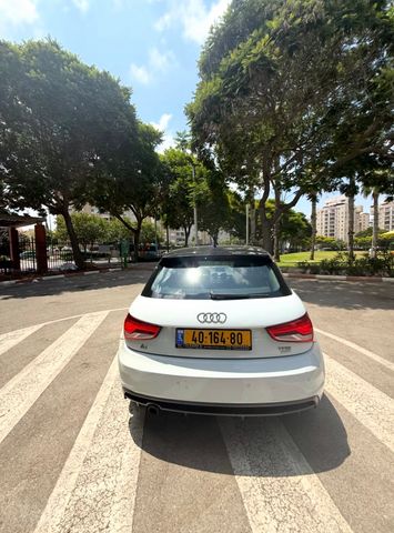 אאודי A1