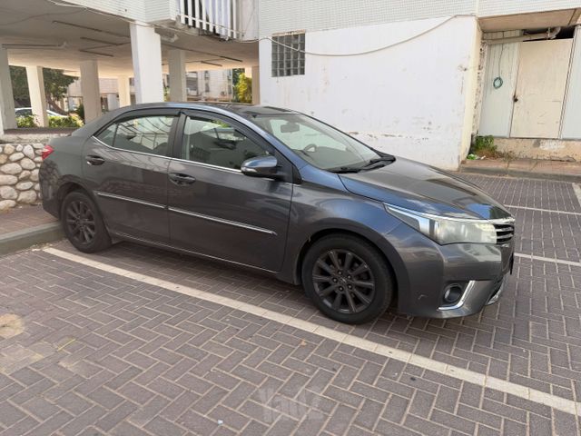 טויוטה קורולה