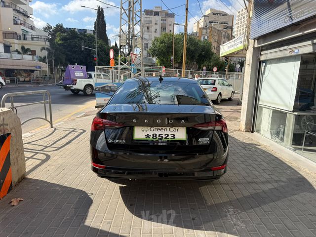 סקודה אוקטביה