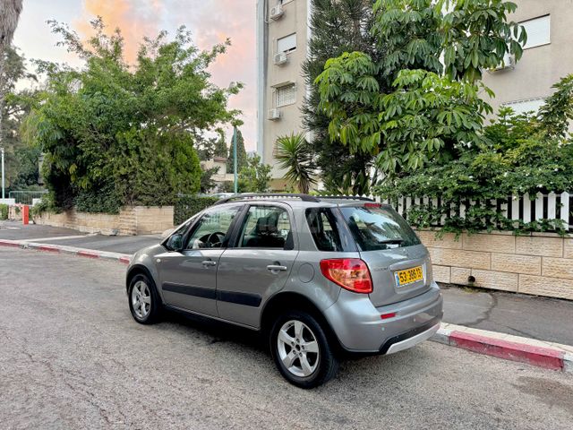 סוזוקי SX4