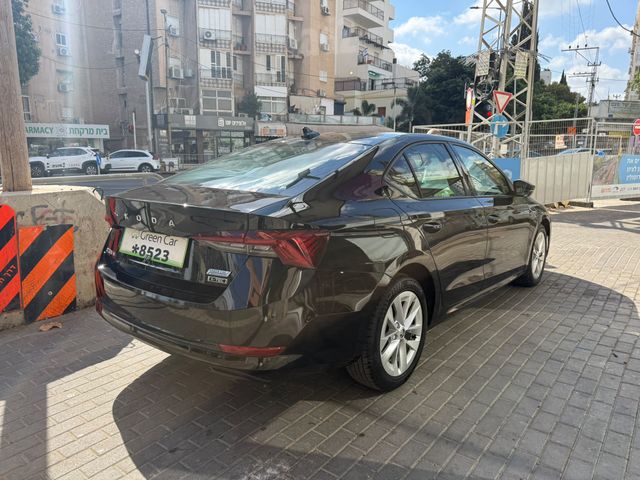 סקודה אוקטביה