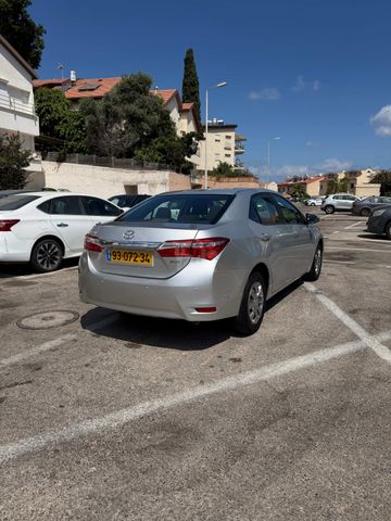 טויוטה קורולה