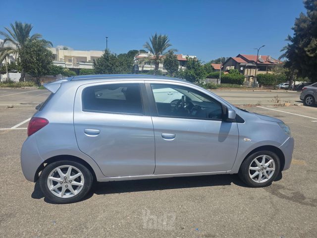 מיצובישי ספייס סטאר