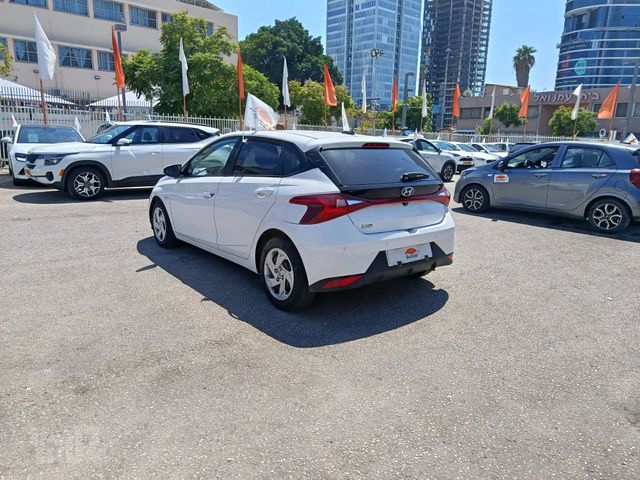 יונדאי i20
