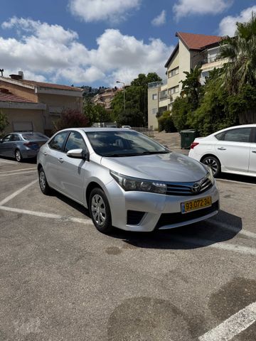 מודעת רכב טויוטה קורולה