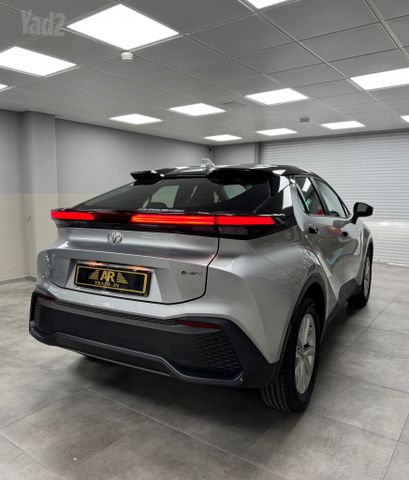 טויוטה C-HR