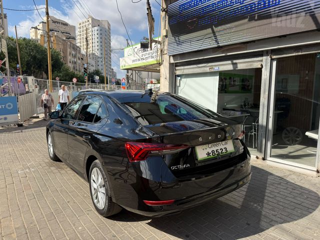 סקודה אוקטביה