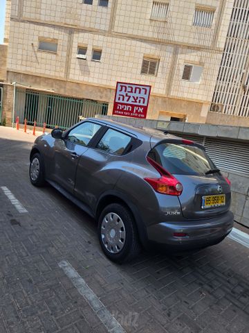 ניסאן ג'וק