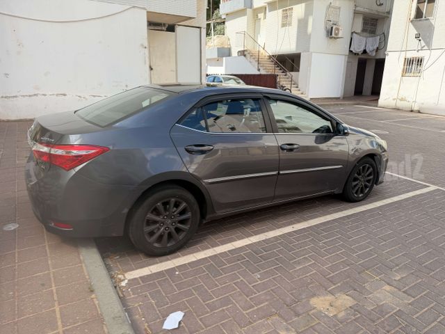 טויוטה קורולה
